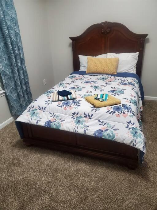 Castle Comfort Ellenwood 外观 照片