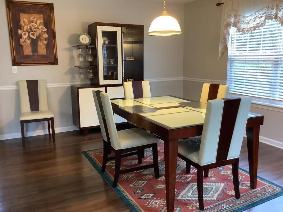 Castle Comfort Ellenwood 外观 照片
